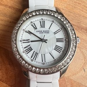 Anne Klein New York ladies white ceramic crystals dress watch NEW BATTERY